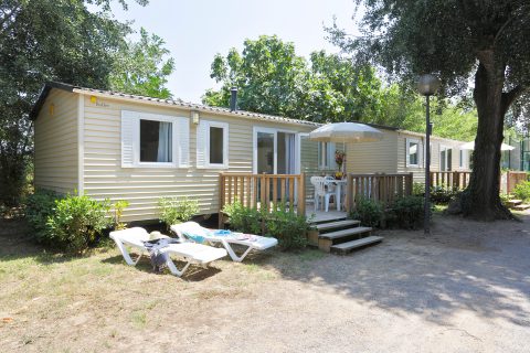 MHE exterior