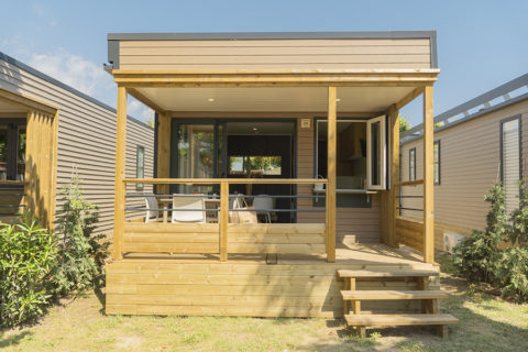 croma gold exterior